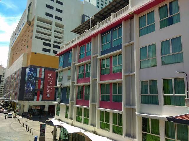 Borneo sandakan backpackers