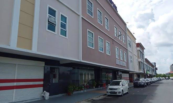 Mb hotel d'perdana square