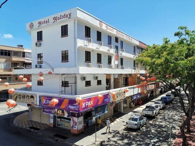 Hotel holiday kota kinabalu