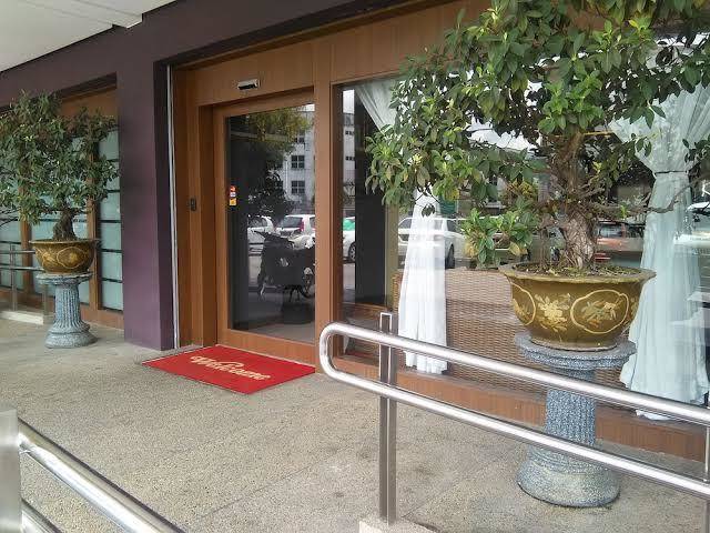 Grand medallion hotel
