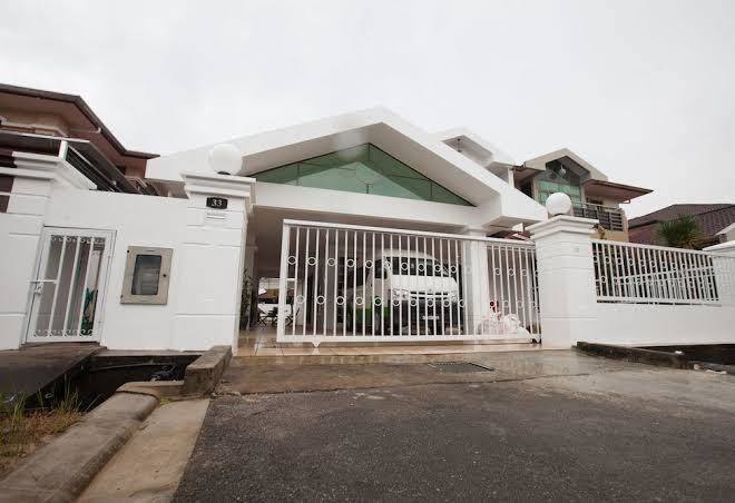 Natol Travelers & Business Inn Image