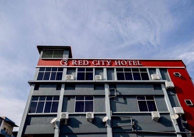 Red city hotel