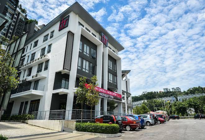 Rhr hotel selayang