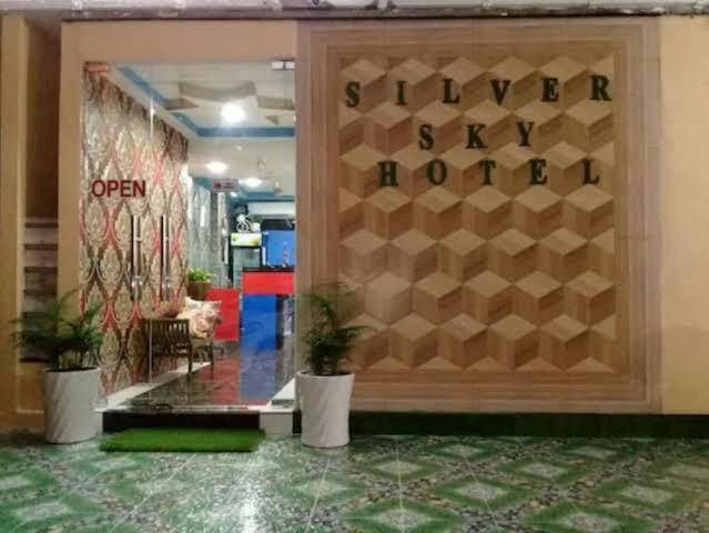 Silver sky hotel