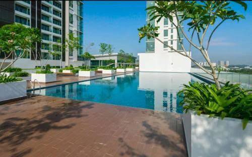 Medina evo soho suites bangi