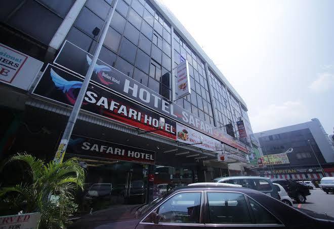 Safari hotel