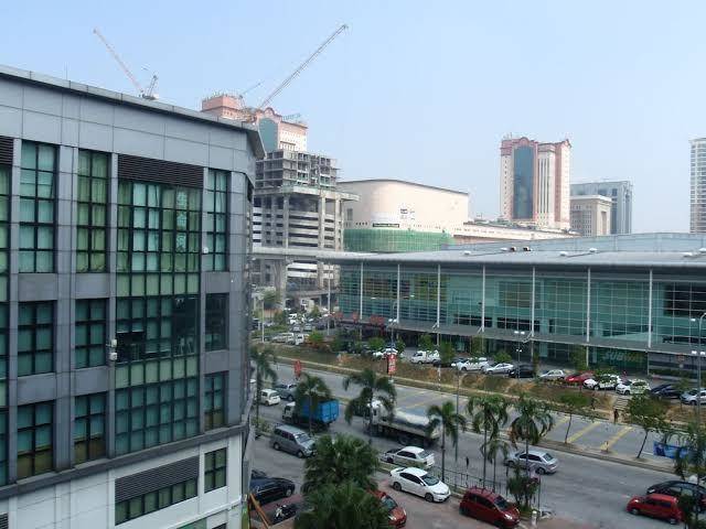 9 square hotel subang