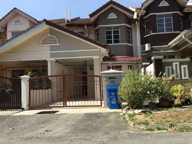 Aishah homestay subang shah alam