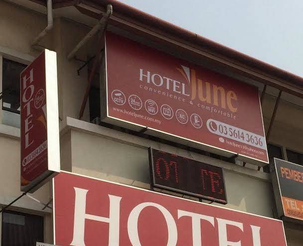 Hotel june