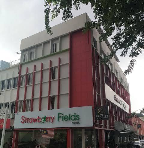 Hotel Strawberry Fields Image