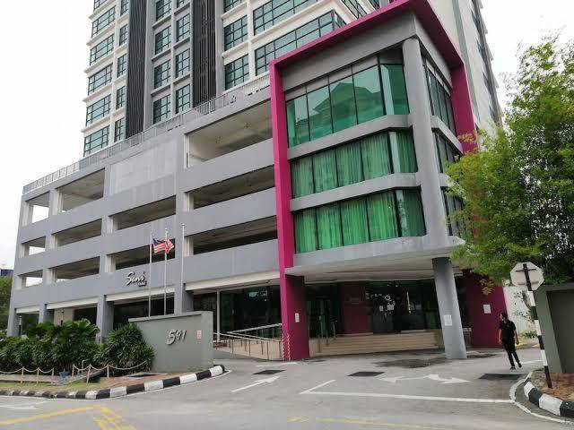 Nexus business suite hotel