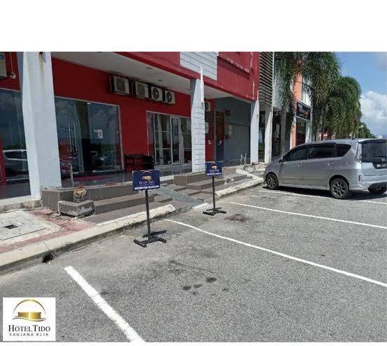 Hotel Tido Saujana Klia Image