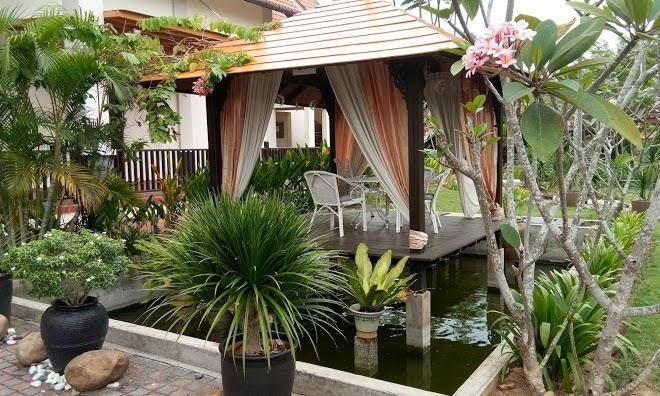 Manor beach resort