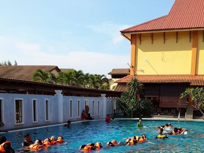 Tanjung demong beach resort