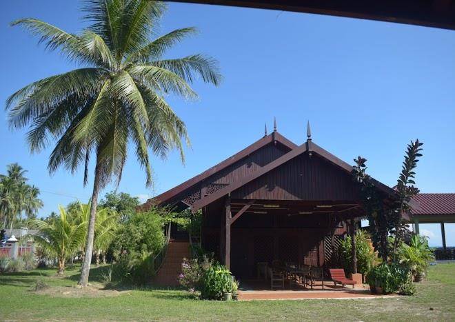 Bayu beach penarek