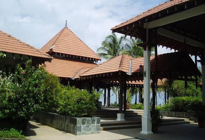 Sutra beach resort terengganu