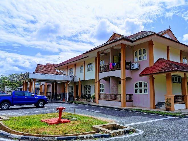 Hotel ketengah ambs