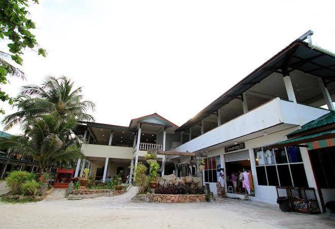 Redang bay resort