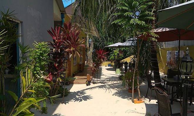 Moodhu inn