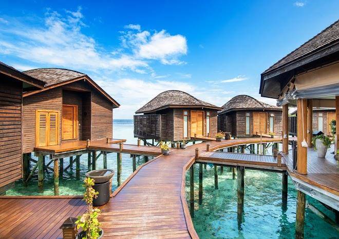 Lily beach resort & spa at huvahendhoo
