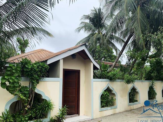 Local island inn