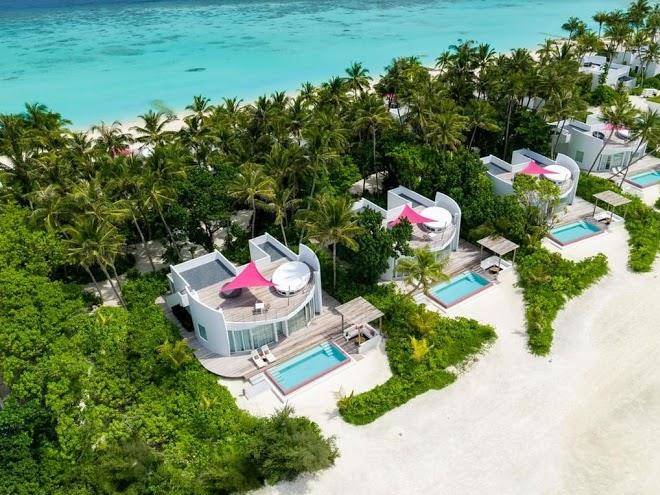 Lux north male atoll