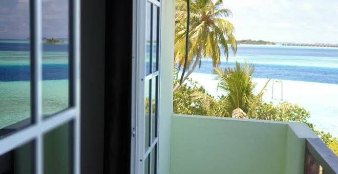 Ilaa beach maldives