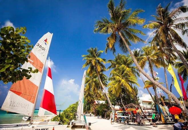 Triton beach hotel & spa