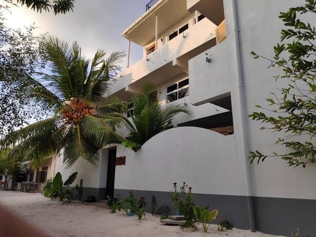 Five coral inn