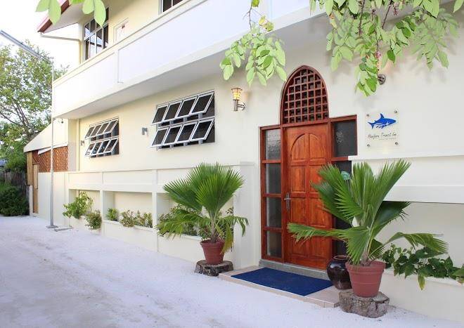 Hanifaru transit inn