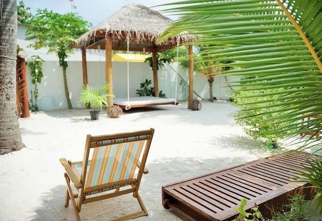 Manta retreat