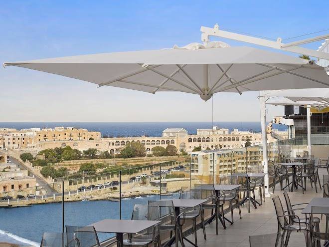 Holiday inn express malta image