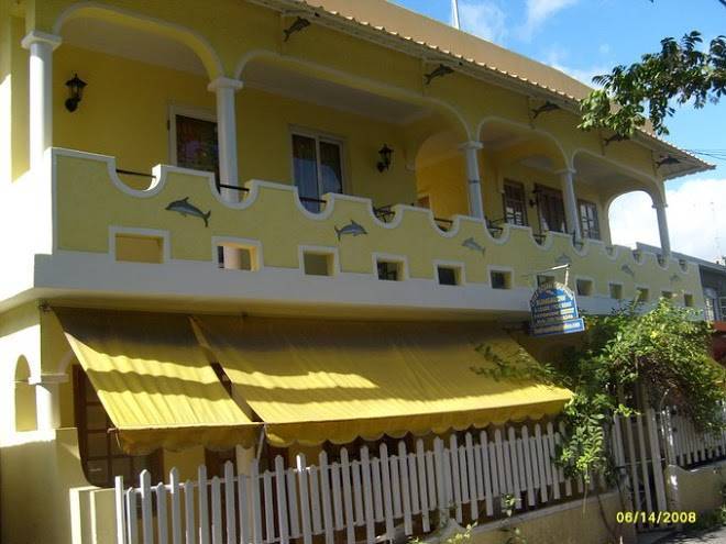 Sweet beach bungalow
