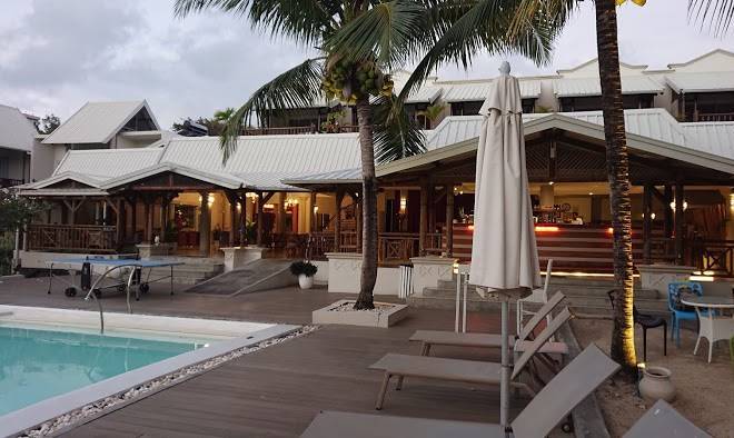 Le peninsula bay beach resort & spa
