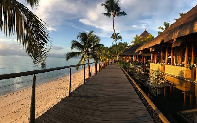 Trou aux biches beachcomber golf resort & spa