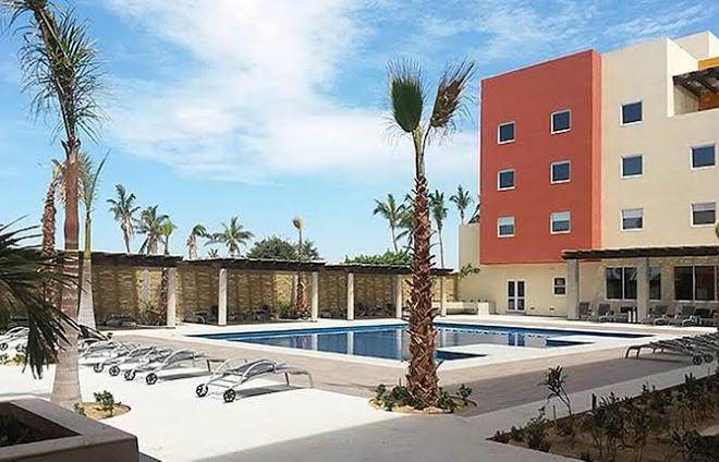 City express suites cabo san lucas