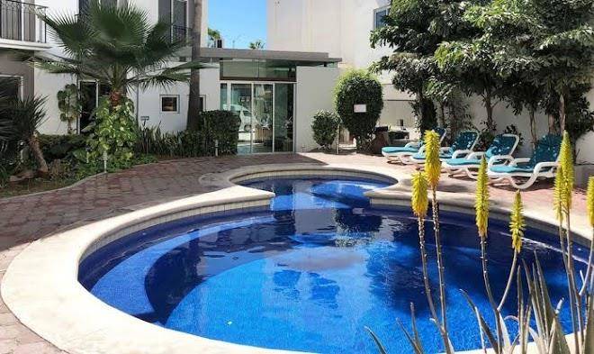 Seven Crown Express & Suites Cabo San Lucas