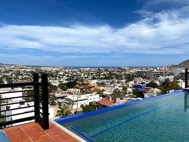 Silverwhite condo