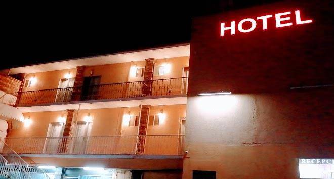 Hotel colonial inn