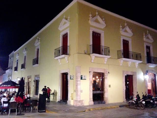Hotel maya ah kim pech