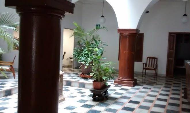 Hotel regis