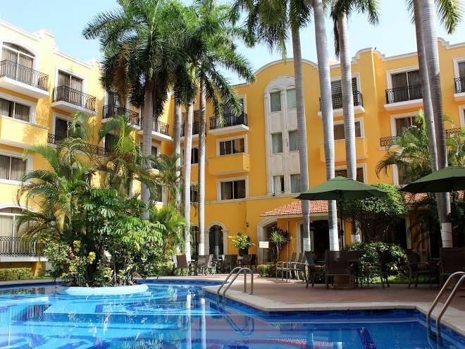 Hotel hacienda real