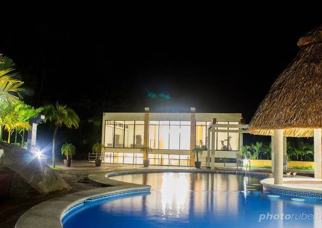 Hotel jardin real