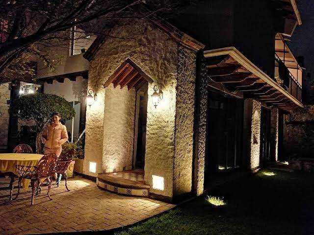 Hotel & cava la parroquia