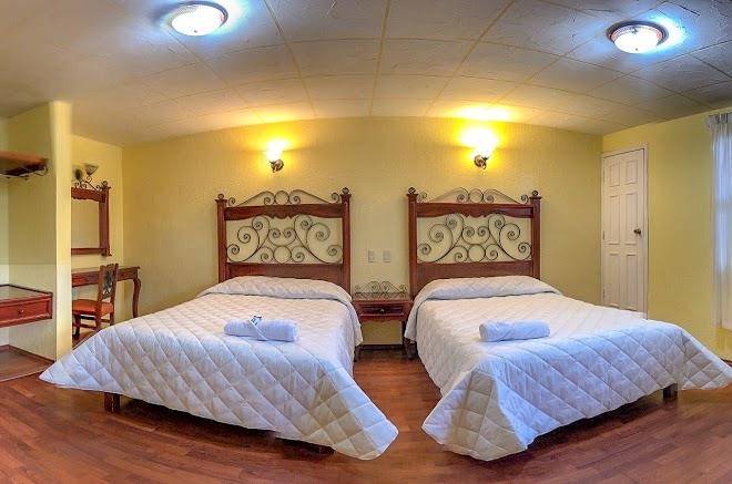 Hotel flor de lis