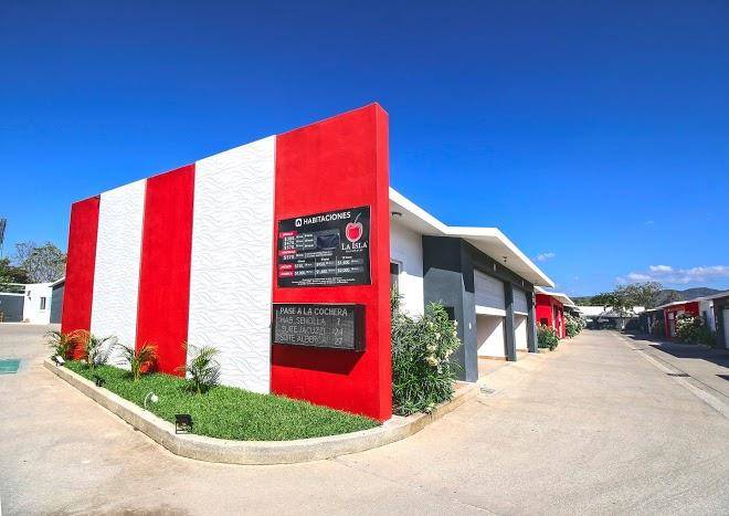 La isla auto hotel