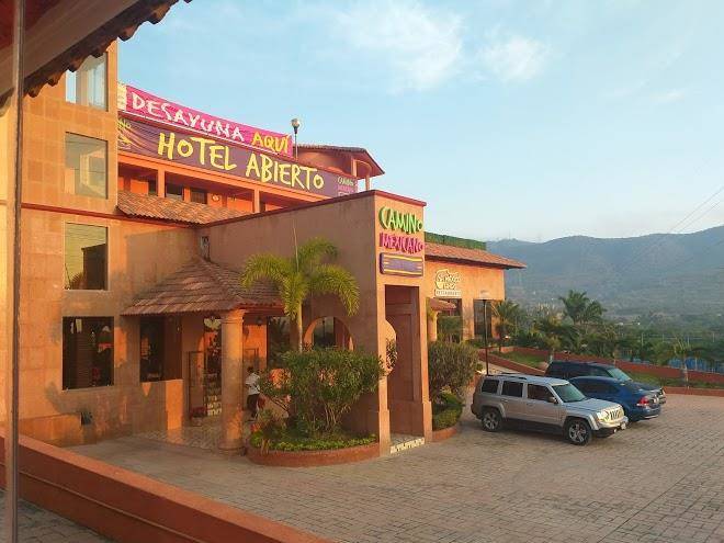 Hotel & resort camino mexicano