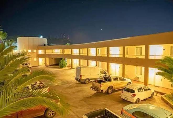 American inn hotel & suites parral