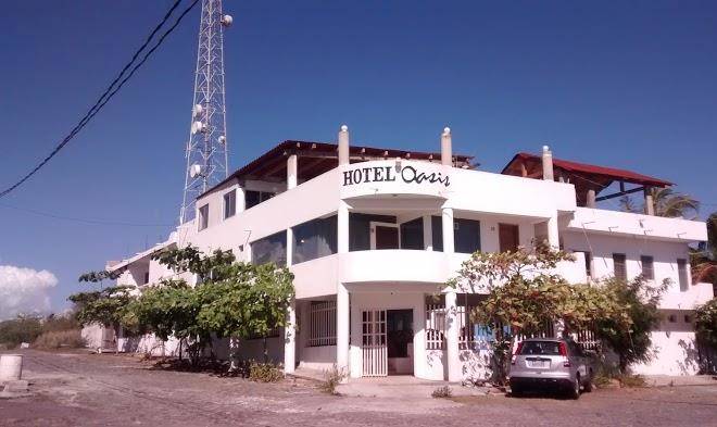 Hotel oasis cuyutlan