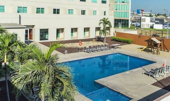 Holiday inn express manzanillo
